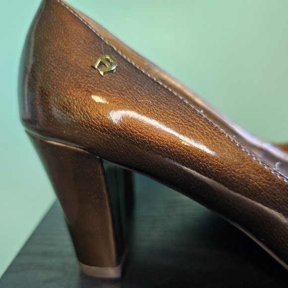Etienne Aigner HAVEN Shimmering Bronze VINTAGE Heels Women's Size 10 - Picture 3 of 14